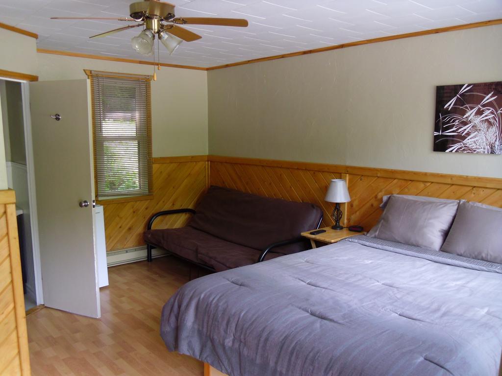 Peacock Villa Motel Tobermory Bilik gambar